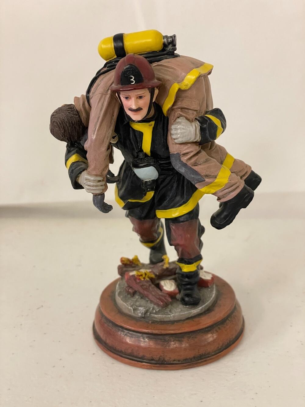 Vanmark Red Hats of Courage Hero III Firefighter Figurine Model FM88646 #1/0536